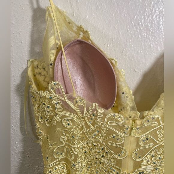 Dave & Johnny Yellow Prom Dress - Picture 8 of 16